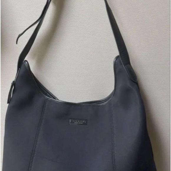 COACH NEO ZIP HOBO, No. 6210 - Picture 9 of 9